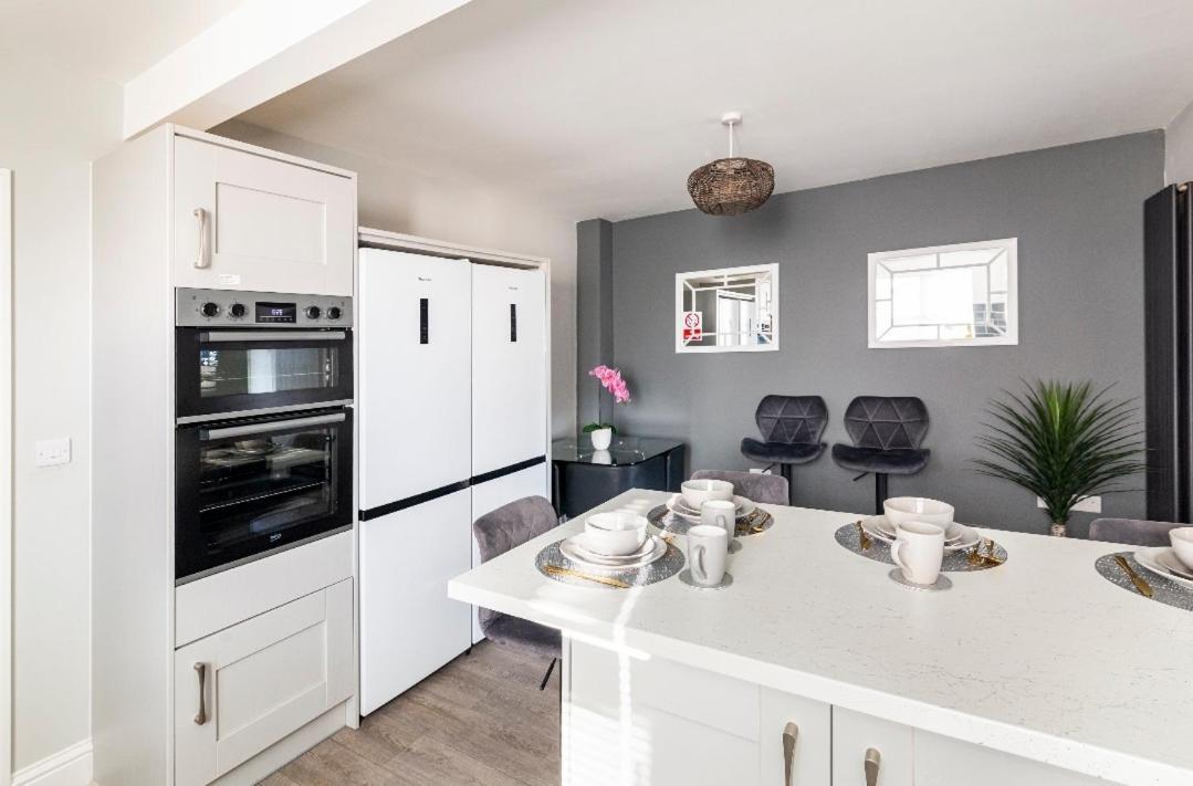 Luxury House 4 Ensuite Bedrooms, Free Parking ,Wifi أكسفورد المظهر الخارجي الصورة