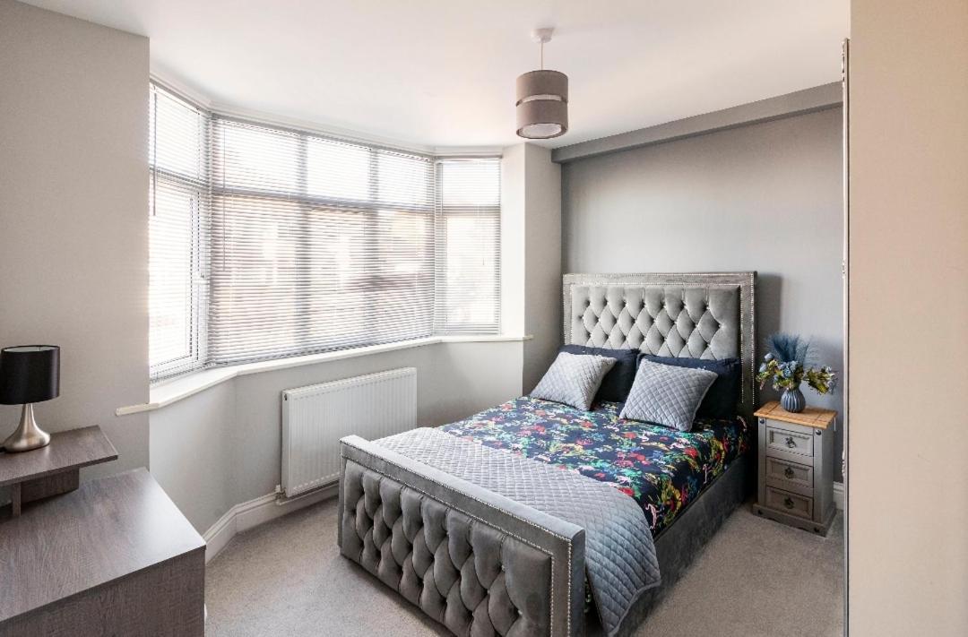 Luxury House 4 Ensuite Bedrooms, Free Parking ,Wifi أكسفورد المظهر الخارجي الصورة