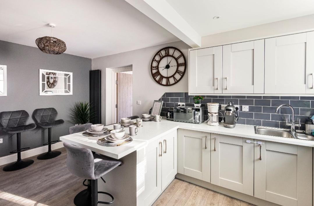 Luxury House 4 Ensuite Bedrooms, Free Parking ,Wifi أكسفورد المظهر الخارجي الصورة